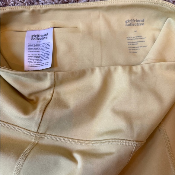Girlfriend Collective Yellow Women's Biker Shorts size Medium - Picture 2 of 4